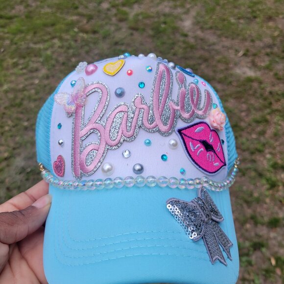 Barbie Junk Hat - Picture 5 of 5